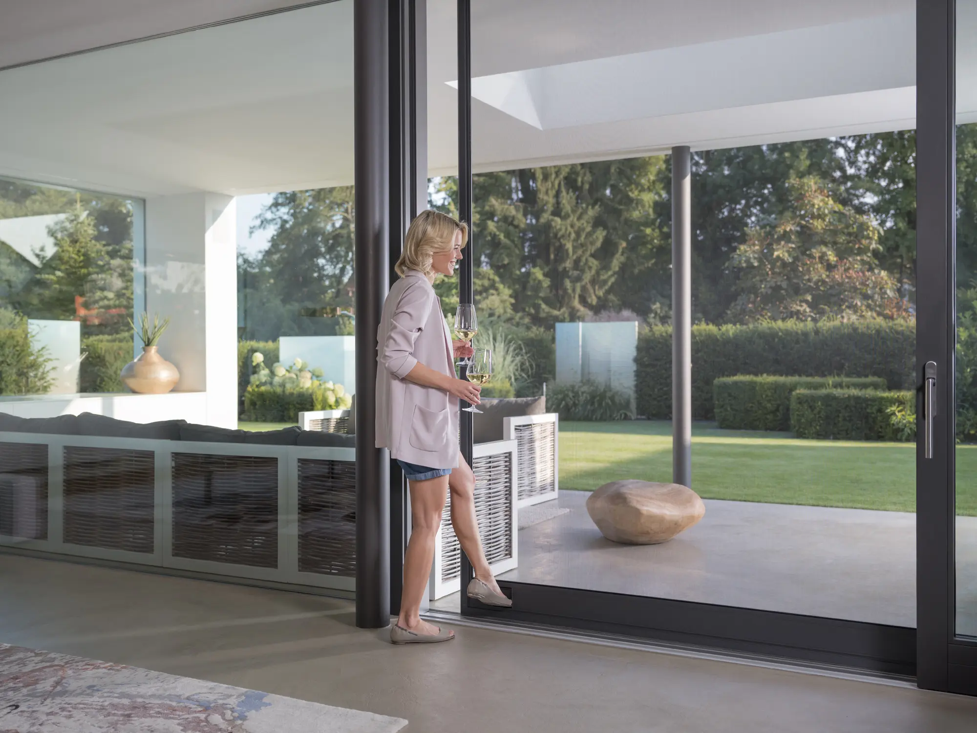 Schuifdeur hor: insectenwering op maat voor grote doorgangen